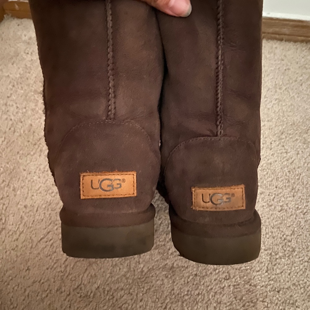 COPY - Classic chocolate brown UGG boots - Picture 6 of 6